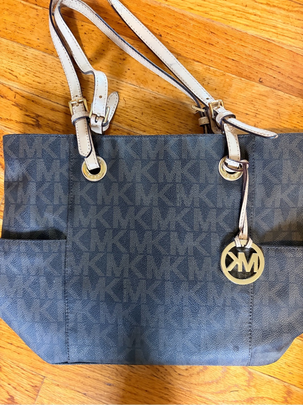 Michael Kors Gold-Tone MK Logo Key & Card Holder Charm